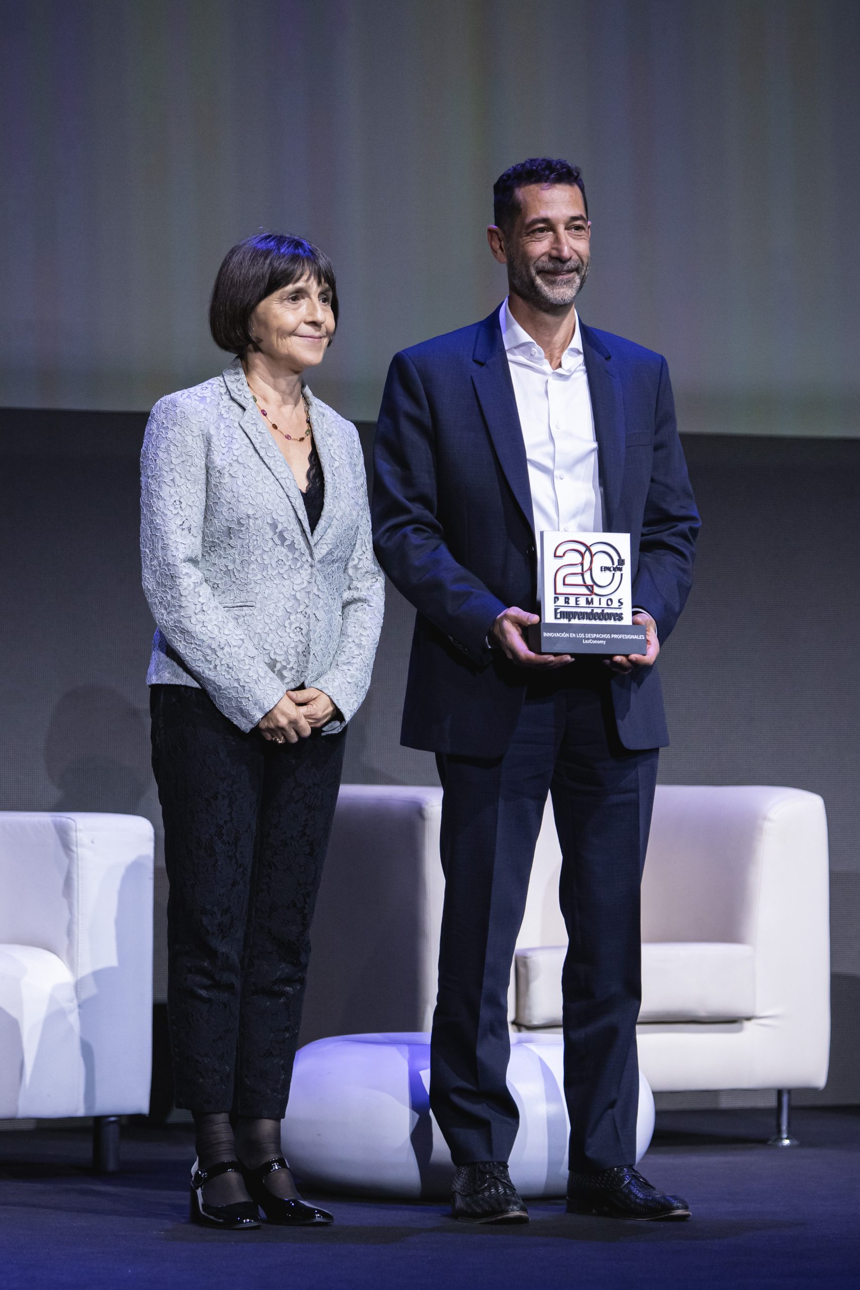 A la solución o servicio profesional más innovador